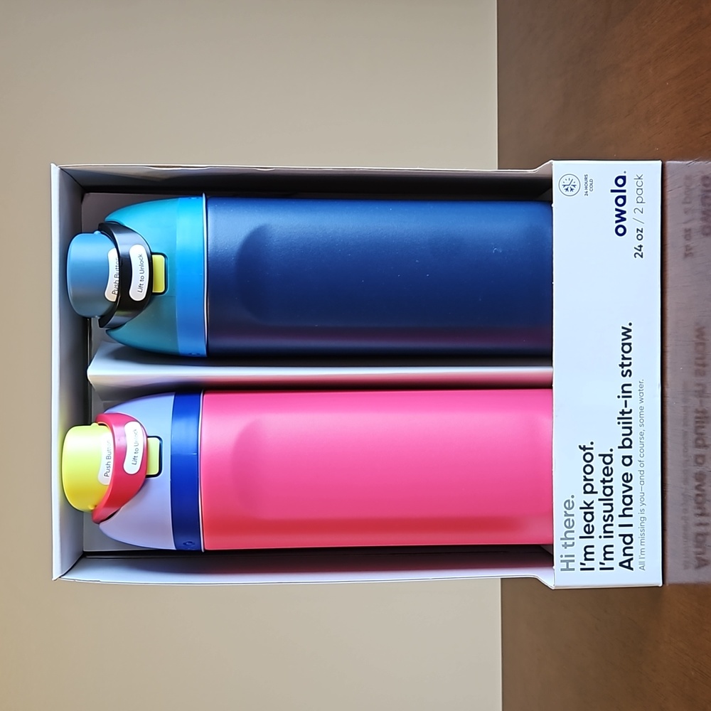 Owala 2 pack, 24 oz. Water Bottles New in Box